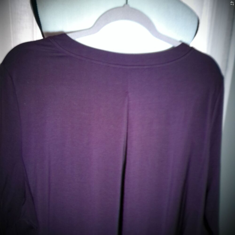 ATHLETA Tee Long Sleeve Hi Lo Hem Purple NWOT XL - Picture 4 of 9